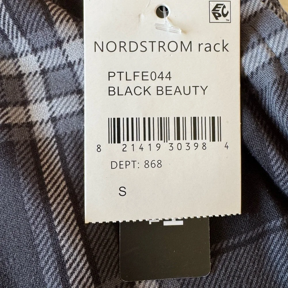 Perry Ellis Black and Gray Plaid Pajama Bottoms - Picture 3 of 5